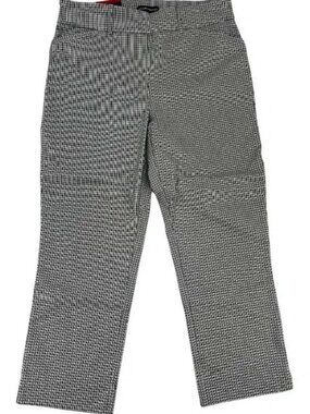 HILARY RADLEY Black and White Capri Pants